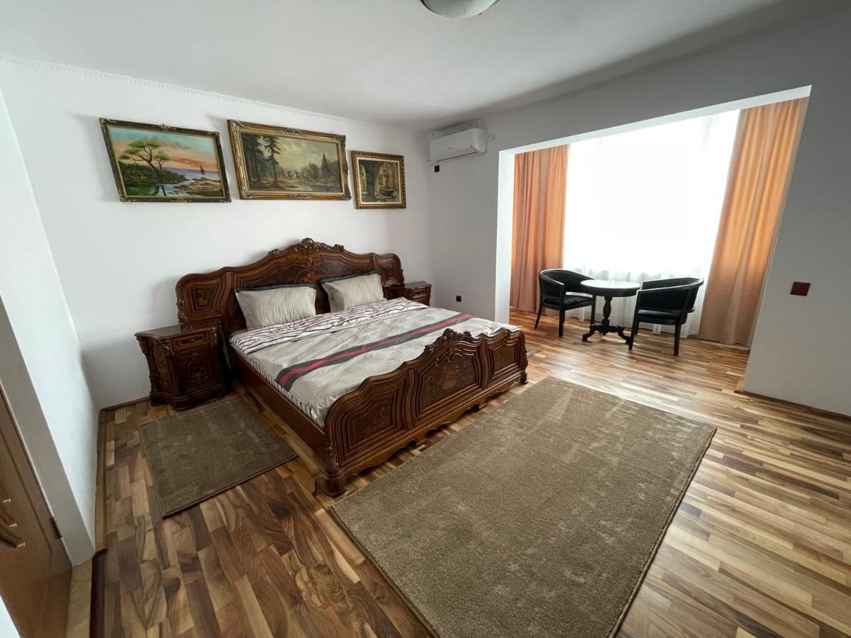 M & I Apartment 3 Târgu-Mureş Екстериор снимка